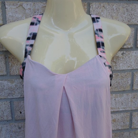 SIZE 6. NWT. Lululemon athletica Rest Less Tank. - Picture 4 of 16